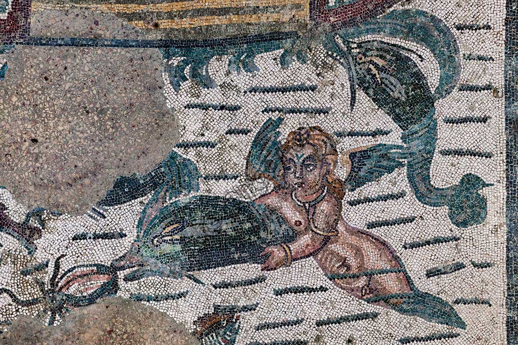 Dettaglio mosaico pavimentale raffigurante amorini, Villa Romana del Casale, Piazza Armerina, Patrimonio UNESCO